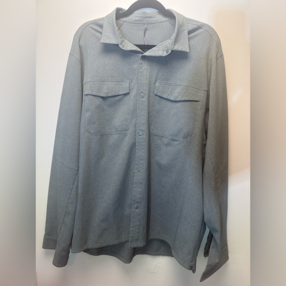 Lululemon button-down quick dry shirt XL